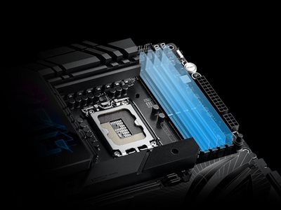 Mit dem ROG Maximus Z790 Dark Hero kannst du den Speicher auf bis zu 7800+ MT/s übertakten.